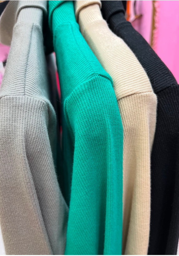 بادی زنانه مدل آستین فینگردار یقه اسکی