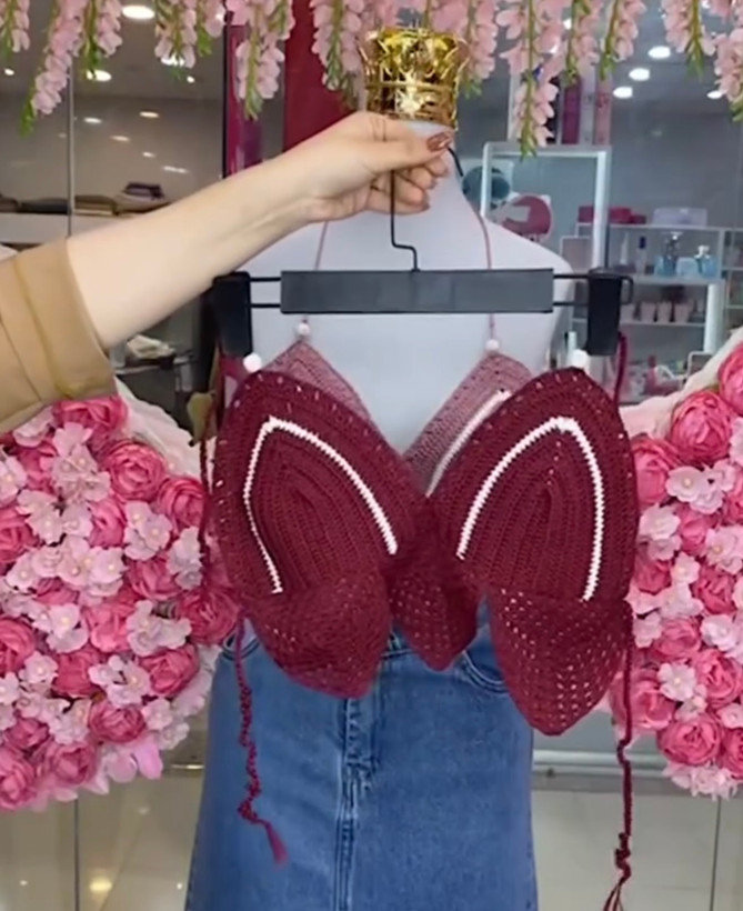 کراپ تاپ دخترانه بافت طرح سنتی