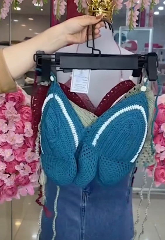 کراپ تاپ دخترانه بافت طرح سنتی