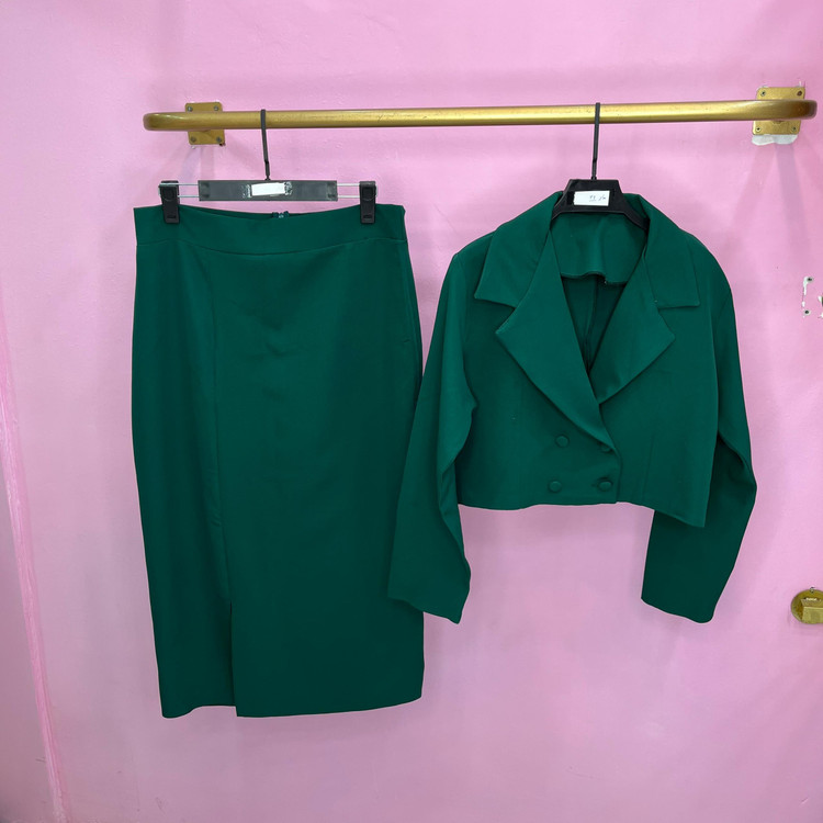 ست کت و دامن مجلسی زنانه مدل یقه انگلیسی