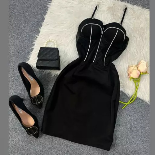 پیراهن مجلسی زنانه کاپدار مدل فنردوزی