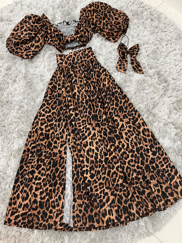 ست کراپ پاپیونی و دامن کلوش